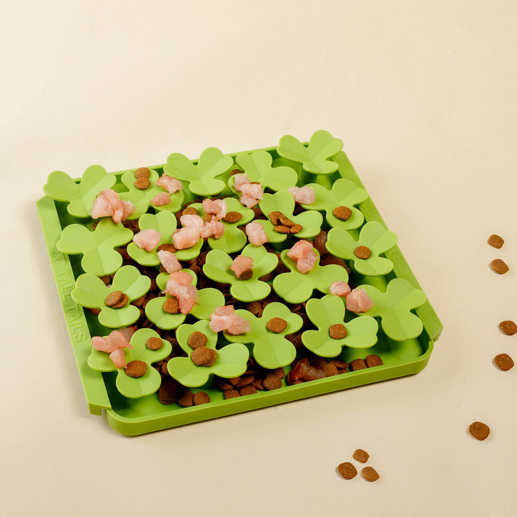 Clover Foraging Mat