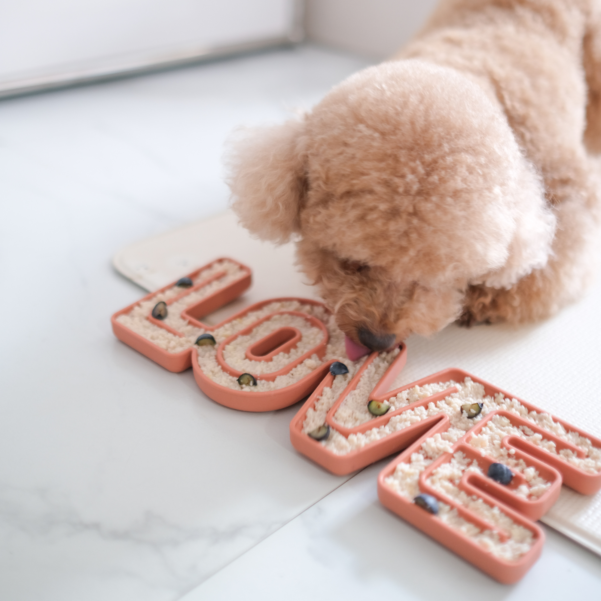 LOVE // Lick Mat