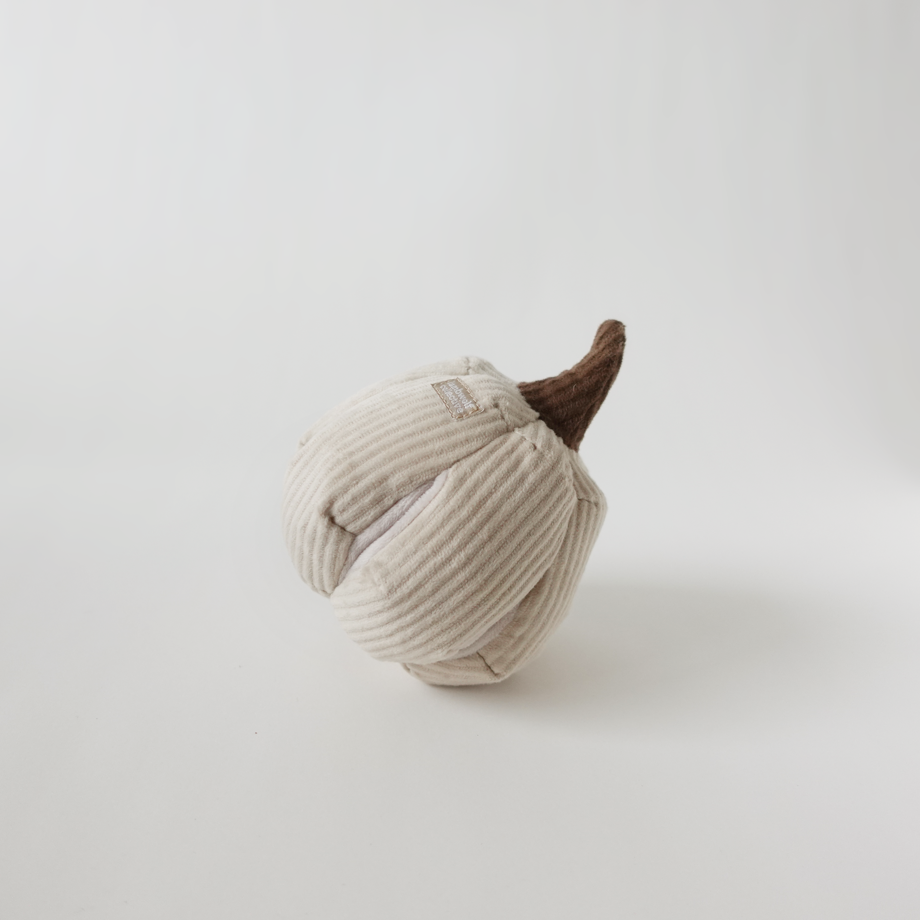 BOO // ENRICHMENT DOG TOY // SNUFFLE : Squeakers
